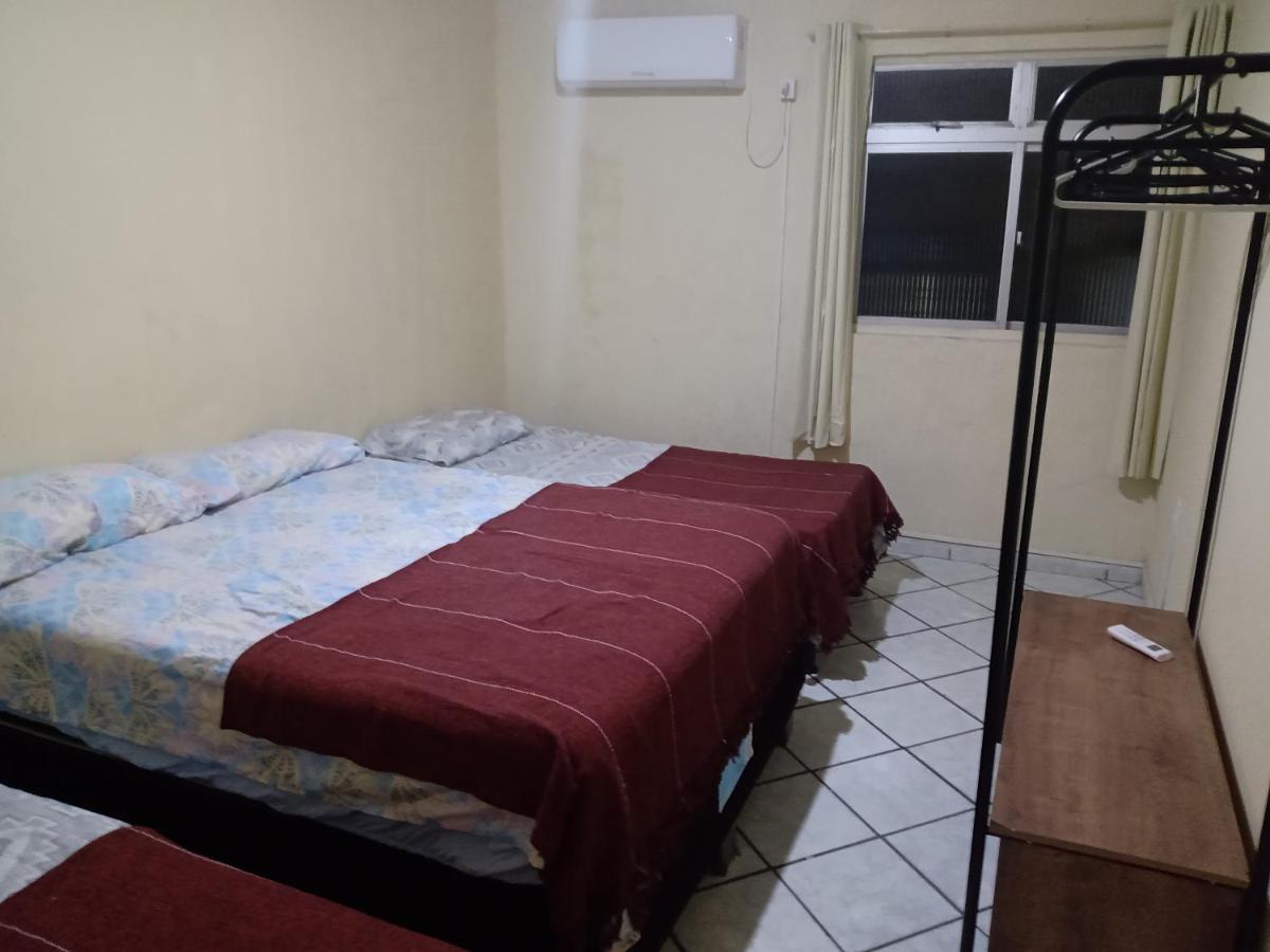 Holiday home Aptº 1º Andar Em Casa Caiada A 100 Mts Da