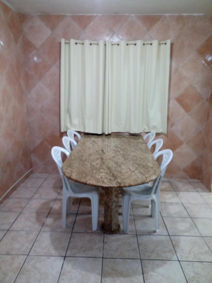 Holiday home Aptº 1º Andar Em Casa Caiada A 100 Mts Da