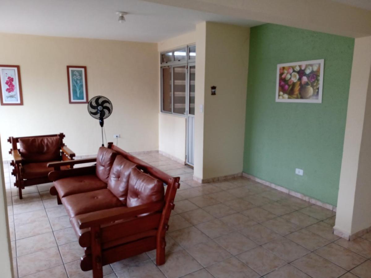 Aptº 1º Andar Em Casa Caiada A 100 Mts Da * Olinda